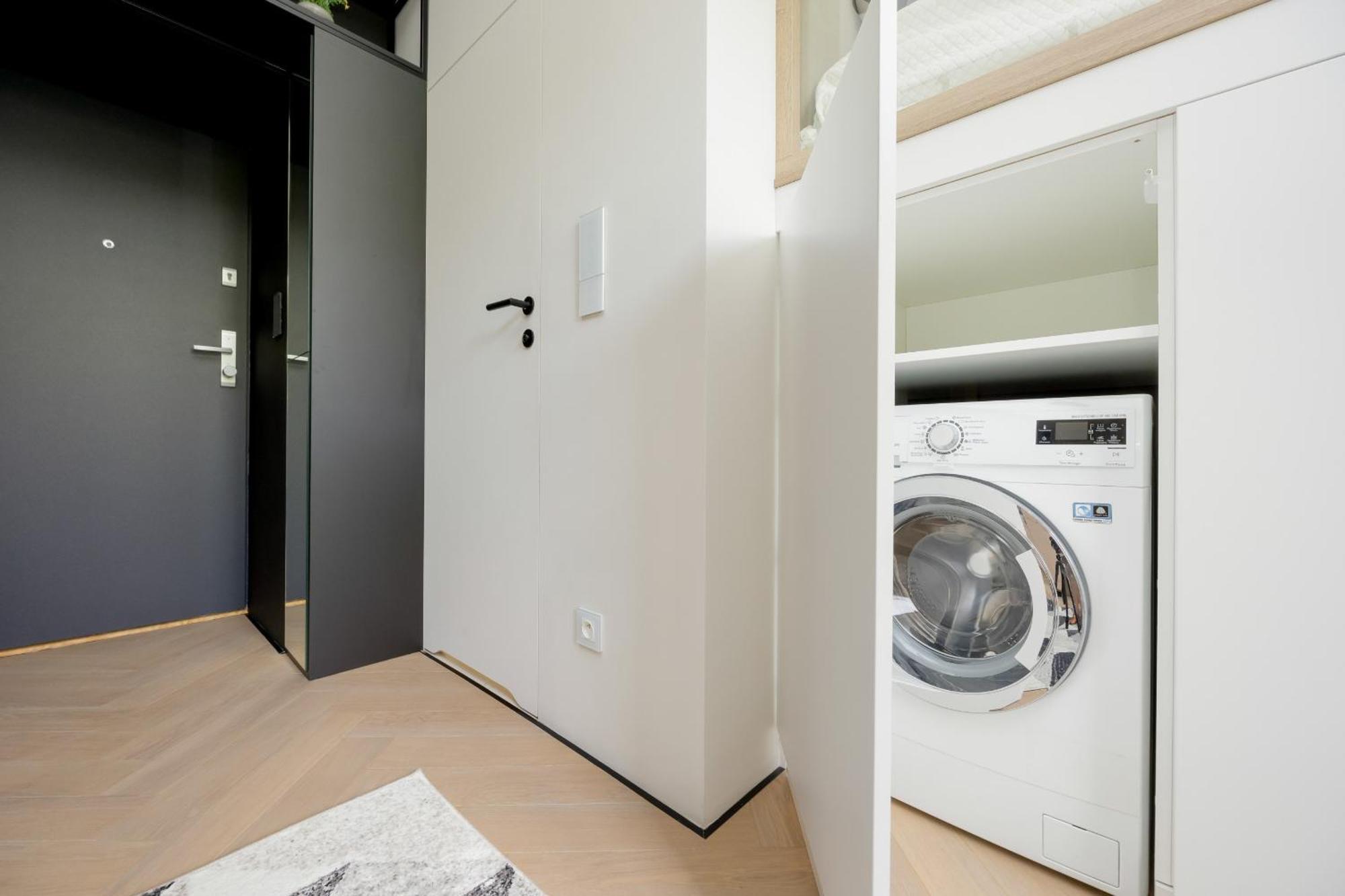 Przytulne Studio W Zielonej Okolicy Srodmiescia By Noclegi Renters Варшава Екстер'єр фото